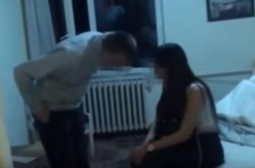 “Dedim, yataq otağımız görünür” – Gənc oğlan sosial şəbəkədə tanış olduğu qızla...