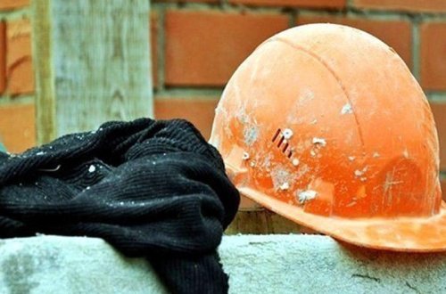 Bakıda fəhlə faciəvi şəkildə öldü - RƏSMİ