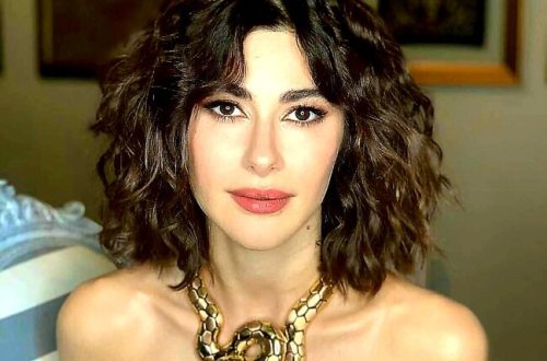 Bu da Nəsrinin ÖZÜNƏ BƏNZƏYƏN ANASI - FOTO