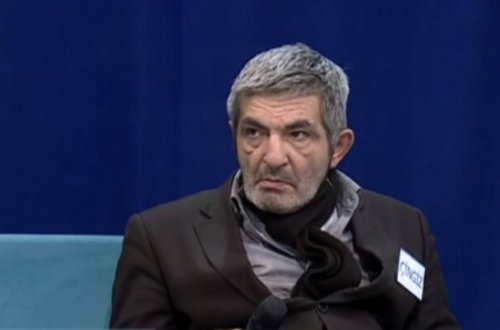 Əməkdar məşqçi Xalq artistinin oğluna SAHİB ÇIXDI