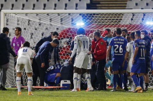 Futbolda dəhşət: Zədədən hərəkətsiz qaldı - VİDEO