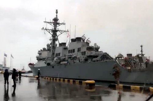 ABŞ hərbi gəmisi Gürcüstanın ərazi sularına daxil olub - VİDEO