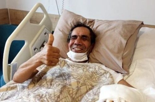 Biləkdən qopan əlini torbaya qoyub həkimə getdi - FOTO