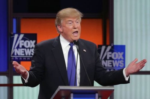 Trampı dəstəkləyən kanaldan geri addım - FOTO