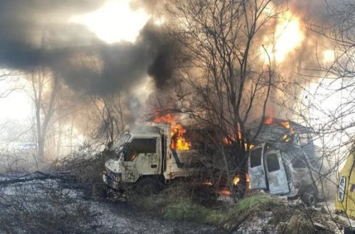 Türkiyədə yanğın nəticəsində 30 avtomobilə zərər dəyib - VİDEO