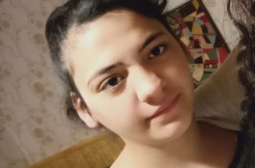 Bakıda 17 yaşlı qız xəstəxanadan qaçdı: “27 gündür xəbər yoxdur” - FOTO