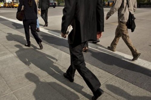 Ölkədə rəsmi çalışan işçilərin sayı açıqlanıb