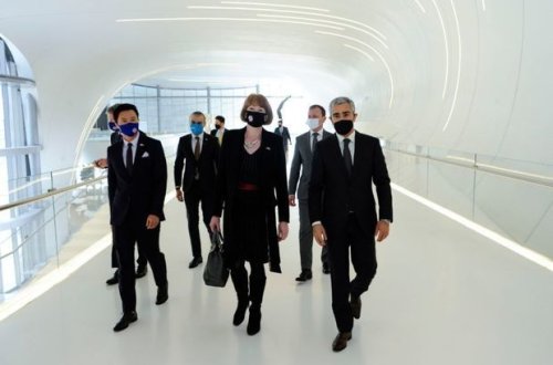 Böyük Britaniyanın dövlət naziri Vendi Morton Heydər Əliyev Mərkəzində olub - FOTO