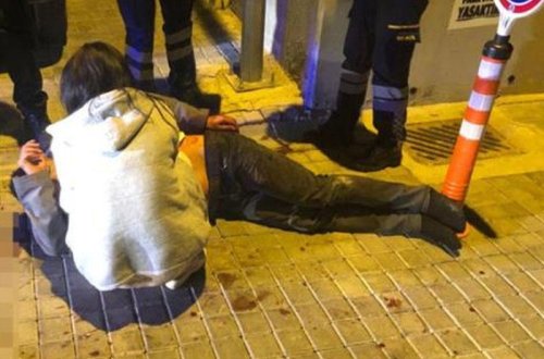 Anasını yad kişiylə yataqda tutan məktəbli dəhşət saçdı - VİDEO - FOTO