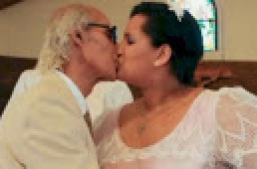 29 yaşlı tələbə 80 yaşlı qocaya ərə getdi