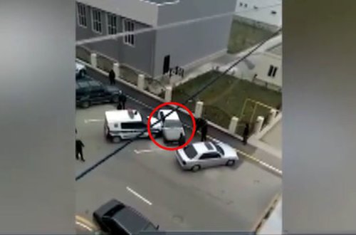 Bakıda avtomobilini polisin üzərinə sürən şəxs tutuldu - FOTO/VİDEO