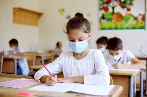 V-IX siniflərdə əyani tədrisin bərpası ilə bağlı AÇIQLAMA