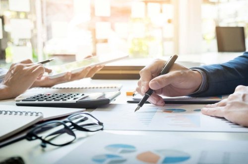 Azərbaycan Dəmir Yolları QSC-ni qalmaqallı dərman şirkəti ilə nə birləşdirir? - TENDER