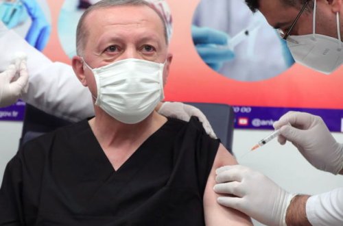 Ərdoğana COVID-19 peyvəndinin ikinci dozası vuruldu