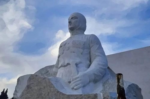 Ermənilər geri çəkildilər: Njdenin büstü söküləcək - VİDEO