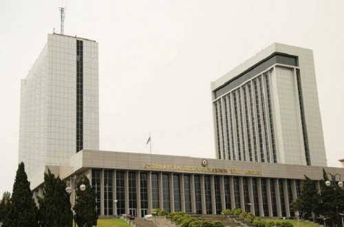 В Милли Меджлисе сменился пресс-секретарь - ФОТО