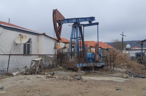 Neft mədənlərində yaşayan əhali radiasiyadan əziyyət çəkir - FOTO