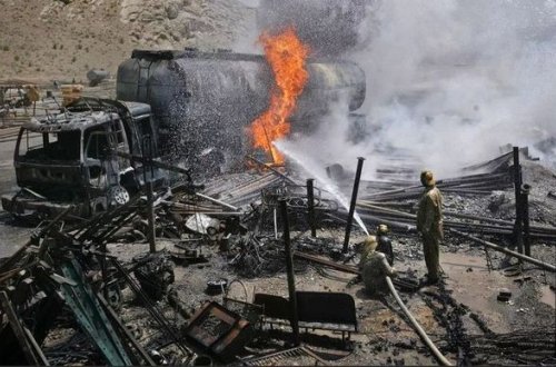 Əfqanıstan-İran gömrük məntəqəsində yanğın zamanı 70 nəfər xəsarət alıb