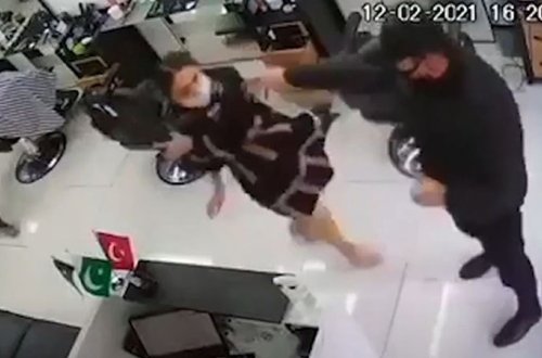 DİN-dən qadını itələyən polislə bağlı açıqlama (VİDEO)