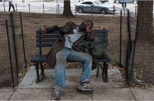 “Bomj”ları qətlə yetirən gənc saxlanıldı