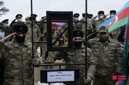 Azərbaycan Ordusunun şəhid olan daha bir hərbçisi dəfn edildi - FOTO