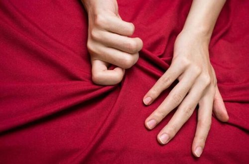 Qadın 64 yaşlı ərini polisə verdi - QƏRİBƏ SƏBƏB