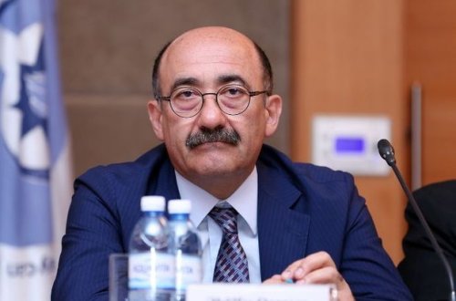 Əbülfəs Qarayev ölkədən çıxışına qadağa qoyulması ilə bağlı iddialara CAVAB VERDİ