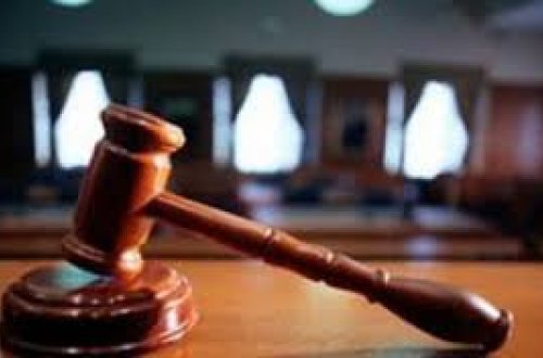 Rüşvətə görə həbs edilən TSEK sədrinin məhkəməsi başlayır