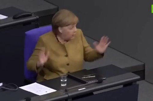 Virtual karabakhyuxarı Merkel çıxışından sonra maska taxmağı unutdu – VİDEO