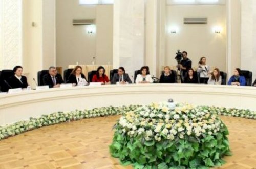 Dövlət Komitəsi yanında İctimai şuranın 11 nəfərdən ibarət yeni tərkibi açıqlandı - SİYAHI