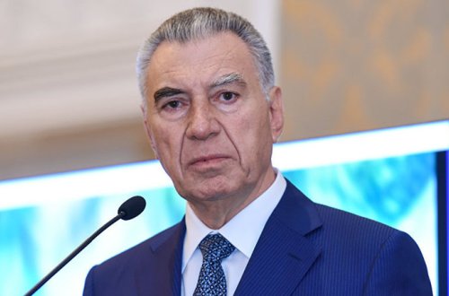 Əli Həsənova 2 milyardlıq korrupsiya ittihamı - İstintaqda dindirilib