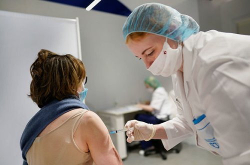 Dünyada koronavirusa qarşı peyvvənd olanların sayı 200 milyonu keçdi