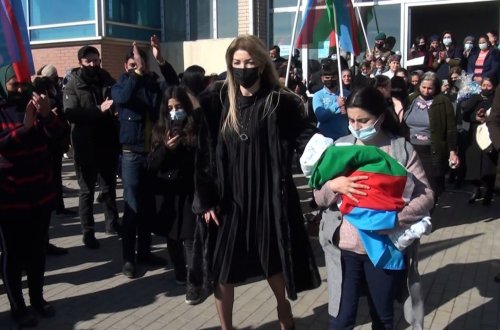 Tovuzda Vətən müharibəsinin qəhrəmanlarıdından biri olan şəhid hərbçimiz Emin Hüseynovun oğul övladı dünyaya gəlib-FOTO