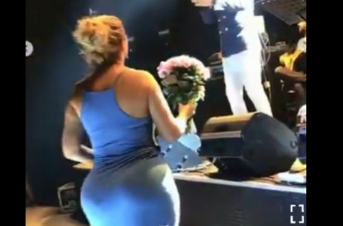 Roza Zərgərli Cəlbedici Geyimdə Elə RƏQS ETDİKİ.. VİDEO KADR