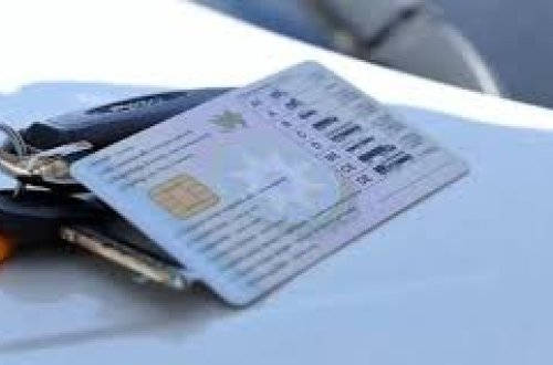Sürücülük vəsiqəsi və digər sənədlərin daşınması tələbi aradan qaldırıldı