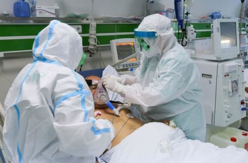 FHN xəstəxanasında çalışanlar əməkhaqlarının verilməməsindən şikayətçidirlər