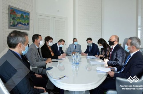 Mədəniyyət Nazirliyində Fransa Milli Assambleyasının nümayəndə heyəti ilə görüş keçirilib