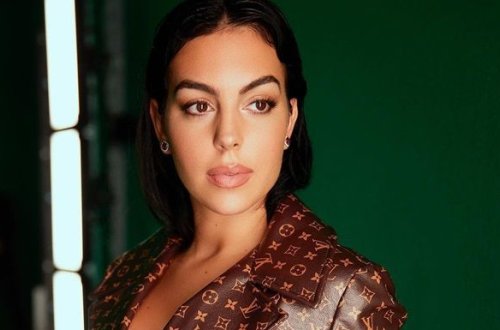 Ronaldunun sevgilisindən cazibədar FOTOSESSİYA