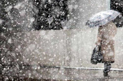 Bölgələrə qar yağır, Xəzərdə dalğanın hündürlüyü 4,5 metrə çatır - Faktiki hava