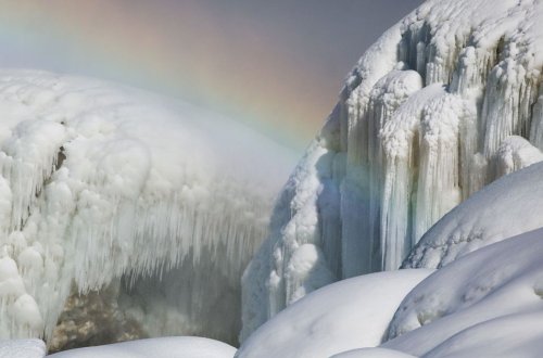 Niaqara şəlaləsi dondu - Fotolar+Video