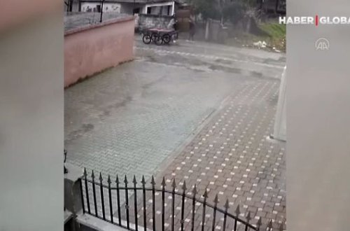 Günün günorta çağı evin darvazasını oğurladılar – VİDEO