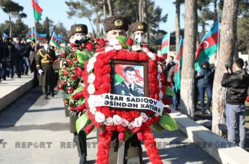 Şəhid polkovnik-leytenant dəfn edildi - YENİLƏNİB + FOTO