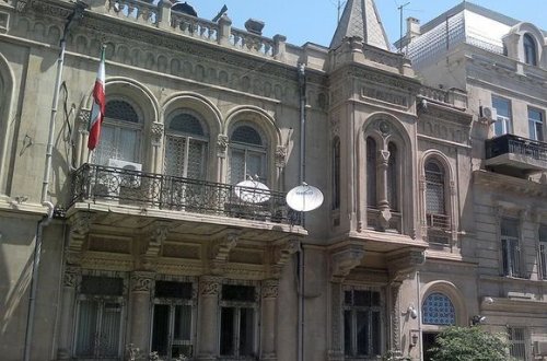 Səfirlik: “İranın məlumatları Ermənistana ötürməsi iddiaları yalandır”