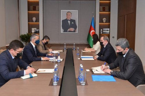 Ceyhun Bayramov Özbəkistan səfiri ilə görüşüb