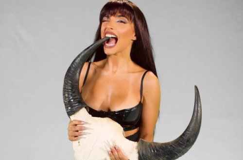 Семра Рагимли порадовала фанатов новыми кадрами в Instagram - ФОТО