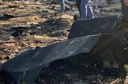 Sərnişin təyyarəsi qəzaya uğradı: Çox sayda insan həyatını itirdi - FOTO