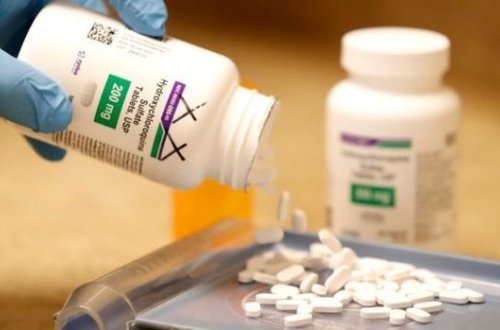 ÜST-dən COVID-19-a qarşı Hidroksixloroxin istifadə etməməklə bağlı tövsiyə