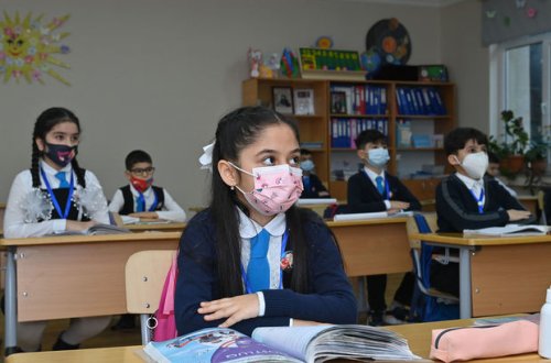 Bu məktəbdə dərslər BƏRPA OLUNUR