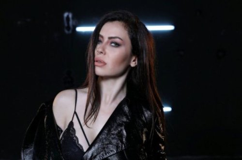 Ulduz müğənni: “Nəhayət dodaqlarımı kiçiltdim” - FOTO