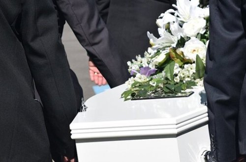 Tanınmış aktrisa VƏFAT ETDİ- FOTO